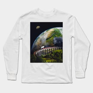 THE LOCOMOTIVE. Long Sleeve T-Shirt